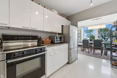 860 N Lake Shore Drive #3K, Chicago, IL 60611 - Photo 9