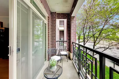 6436 Roosevelt Road #212, Oak Park, IL 60304 - Photo 11