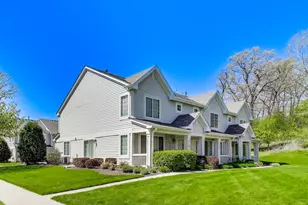538 Blue Springs Dr, Fox Lake, IL 60020 - Photo 3