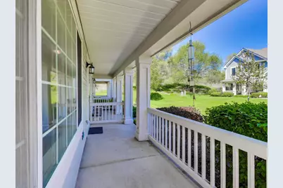 538 Blue Springs Drive, Fox Lake, IL 60020 - Photo 5