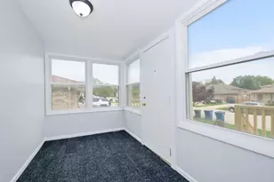 9517 S Merrimac Ave, Oak Lawn, IL 60453 - Photo 3