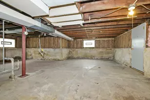 9517 S Merrimac Ave, Oak Lawn, IL 60453 - Photo 13
