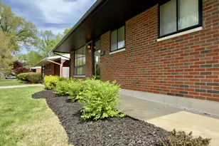 1928 Cornell Ave, Edwardsville, IL 62025 - Photo 3