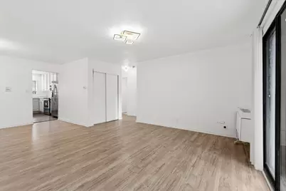 2213 Nichols Road #B, Arlington Heights, IL 60004 - Photo 3
