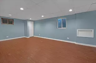 718 Newton Ct, Schaumburg, IL 60193 - Photo 21