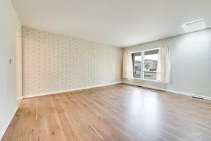 691 Westmere Rd, Des Plaines, IL 60016 - Photo 5