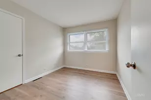 691 Westmere Rd, Des Plaines, IL 60016 - Photo 21