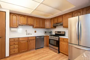 9510 S Kolmar Ave, Oak Lawn, IL 60453 - Photo 17