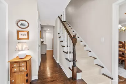 1081 Barneswood Drive, Downers Grove, IL 60515 - Photo 5