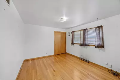 14522 S Calhoun Avenue, Burnham, IL 60633 - Photo 7