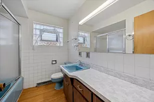14522 S Calhoun Ave, Burnham, IL 60633 - Photo 13