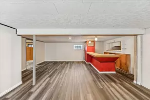 14522 S Calhoun Ave, Burnham, IL 60633 - Photo 17