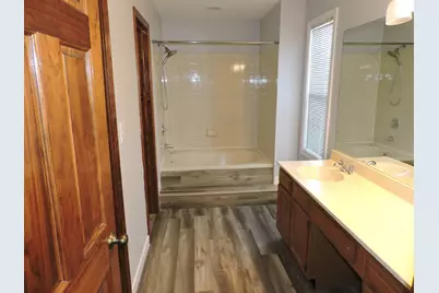 1334 Gloucester Circle, Carol Stream, IL 60188 - Photo 19