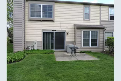 1334 Gloucester Circle, Carol Stream, IL 60188 - Photo 3