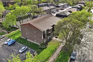 5721 W 103rd St, Oak Lawn, IL 60453 - Photo 17