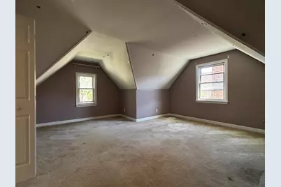 7838 Lowell Avenue, Skokie, IL 60076 - Photo 9