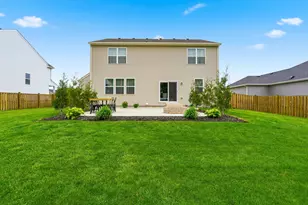 2013 Rosehall Dr, Joliet, IL 60431 - Photo 37
