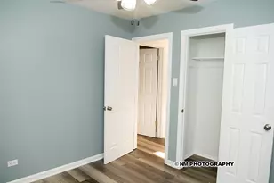 9540 S Bennett Ave, Chicago, IL 60617 - Photo 11