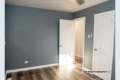 9540 S Bennett Avenue, Chicago, IL 60617 - Photo 13