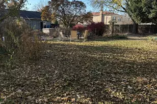 655 W Comstock Ave, Elmhurst, IL 60126 - Photo 13