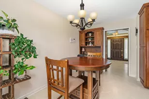 1107 Valley Ln, Lockport, IL 60441 - Photo 9