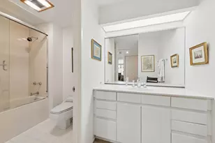 680 N Lake Shore Dr, Chicago, IL 60611 - Photo 15