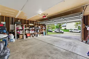 2054 Mission Hills Dr, Elgin, IL 60123 - Photo 21