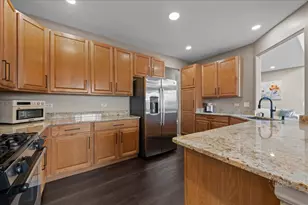 2530 Lorraine Cir, Geneva, IL 60134 - Photo 15