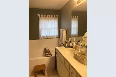 3215 Renard Lane, Saint Charles, IL 60175 - Photo 15