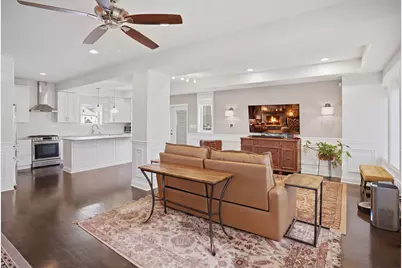 6710 Riverside Drive, Berwyn, IL 60402 - Photo 5