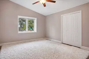 6710 Riverside Dr, Berwyn, IL 60402 - Photo 17