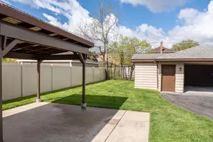 2234 S 18th Ave, Broadview, IL 60155 - Photo 9