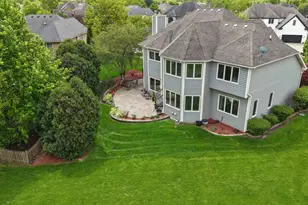 2775 Ginger Woods Dr, Aurora, IL 60502 - Photo 27