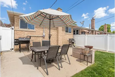 7441 N Octavia Avenue, Chicago, IL 60631 - Photo 3