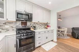 7441 N Octavia Ave, Chicago, IL 60631 - Photo 9