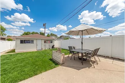 7441 N Octavia Avenue, Chicago, IL 60631 - Photo 5