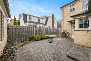 400 W Milburn Ave, Mount Prospect, IL 60056 - Photo 7