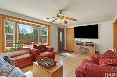 5709 Fox Lake Road, McHenry, IL 60051 - Photo 5
