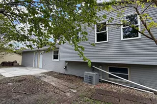 200 Lee Ln, Bolingbrook, IL 60440 - Photo 39