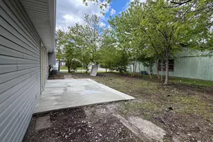 200 Lee Ln, Bolingbrook, IL 60440 - Photo 37