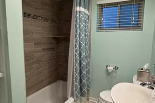 10444 S Troy St, Chicago, IL 60655 - Photo 7
