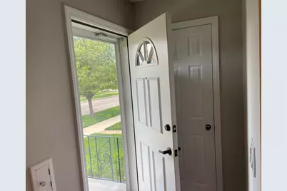 5711 S Menard Avenue, Chicago, IL 60638 - Photo 13