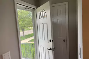 5711 S Menard Ave, Chicago, IL 60638 - Photo 13