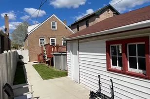 5711 S Menard Ave, Chicago, IL 60638 - Photo 11