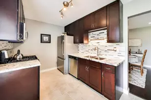 950 E Wilmette Rd, Palatine, IL 60074 - Photo 13