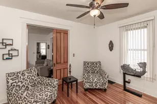 1839 15th St, Moline, IL 61265 - Photo 9