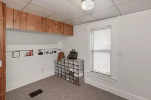 1839 15th St, Moline, IL 61265 - Photo 27