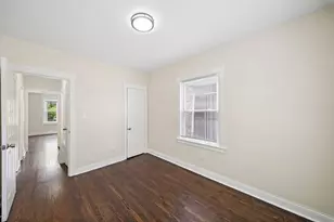 9206 S Anthony Ave, Chicago, IL 60617 - Photo 11