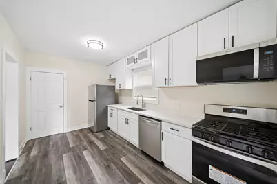 9206 S Anthony Avenue, Chicago, IL 60617 - Photo 17
