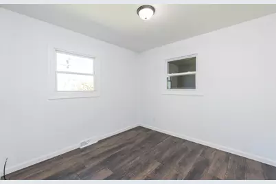 2123 N McAree Road, Waukegan, IL 60087 - Photo 15